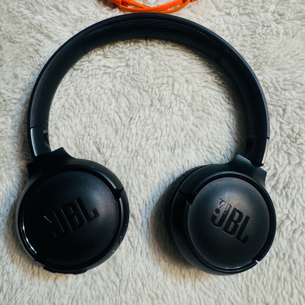JBL Over-Ear Black Headphones